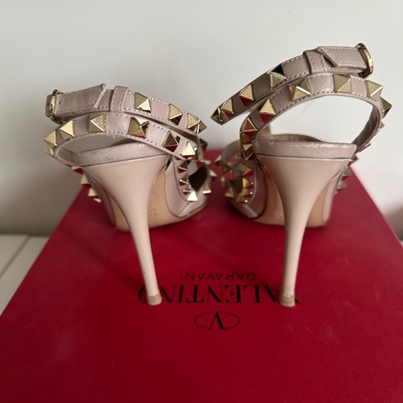 Valentino Rockstud Shoes - Picture 5 of 8
